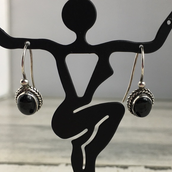 Vintage Sterling Silver Black Onyx Earrings - Picture 4 of 8